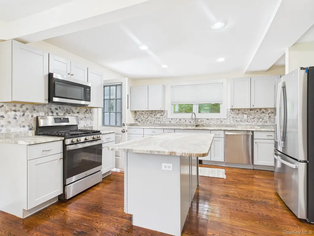 2444 State Route 52 Pine Bush NY 12566