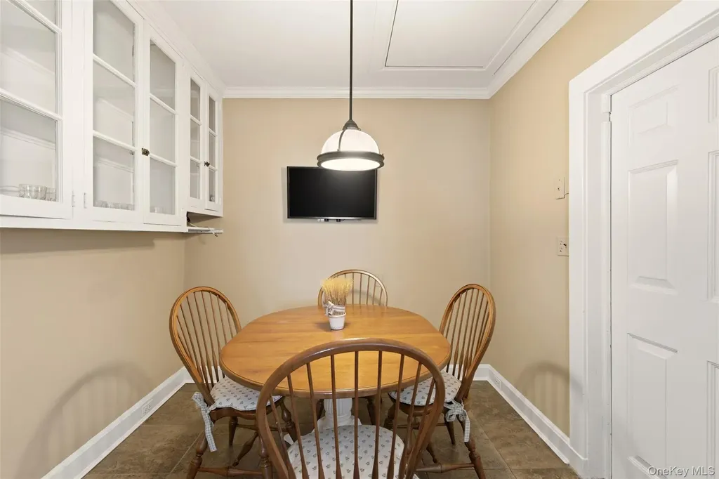 Upper Brookville NY 11545