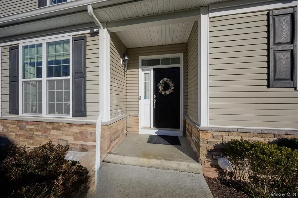 40 Evan Court Fishkill NY 12524