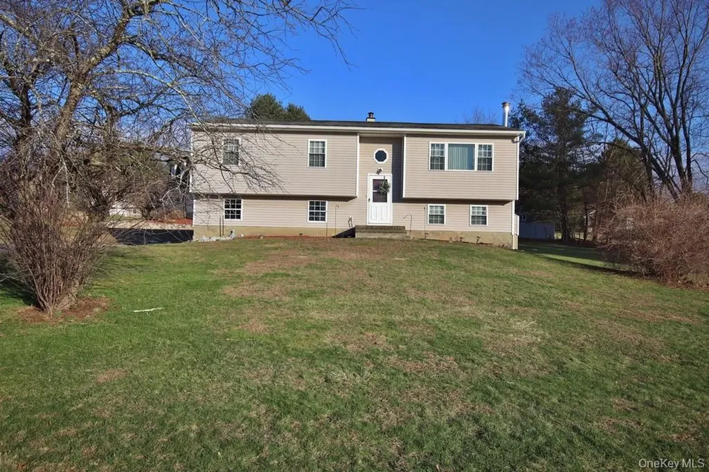 2 Farmstead Lane Brewster NY 10509