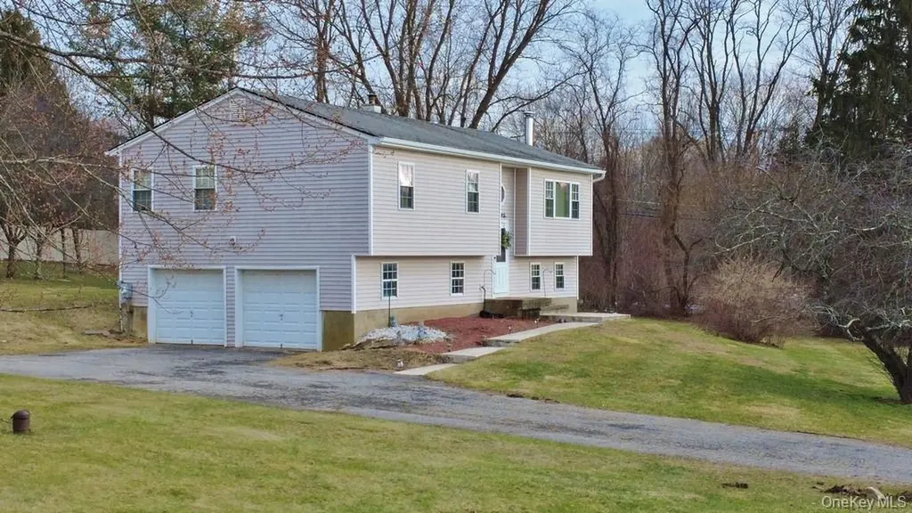 2 Farmstead Lane Brewster NY 10509