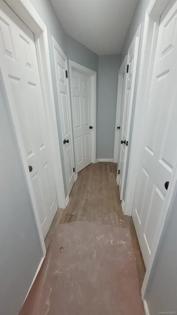 8 Dee Place Huntington Station NY 11746