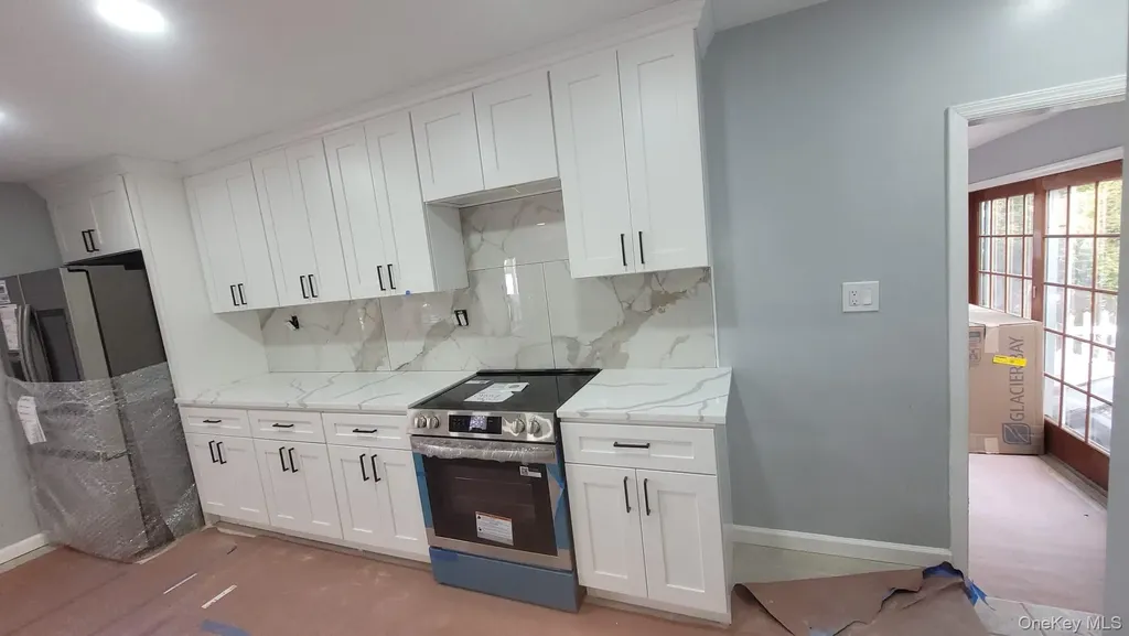 8 Dee Place Huntington Station NY 11746