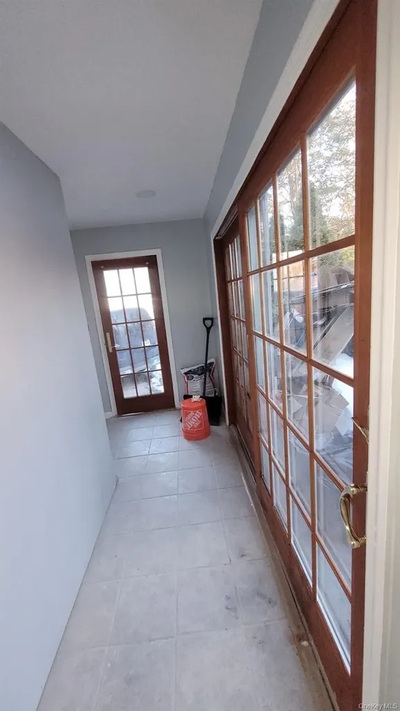 8 Dee Place Huntington Station NY 11746