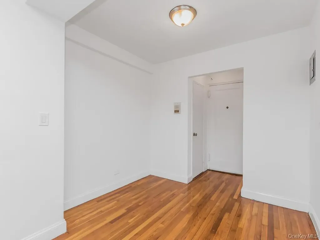 2105 Wallace Avenue Bronx NY 10462