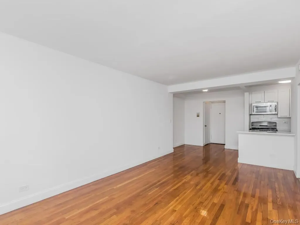 2105 Wallace Avenue Bronx NY 10462
