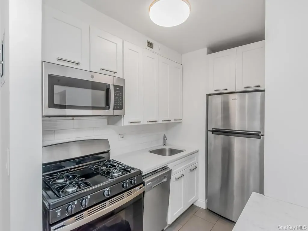 2105 Wallace Avenue Bronx NY 10462