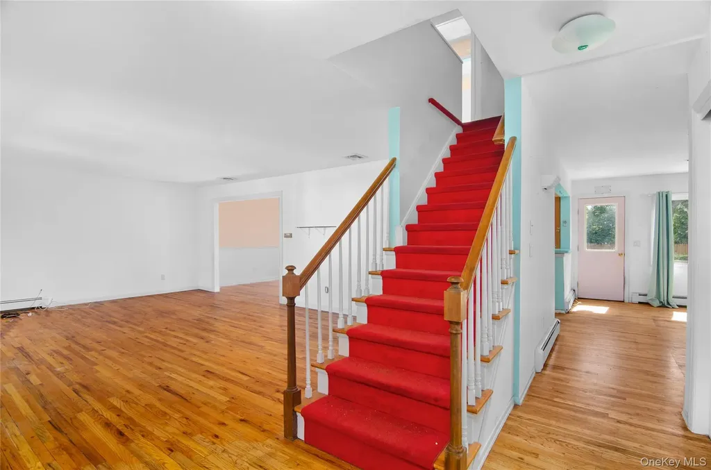 26 Lovell Road Hampton Bays NY 11946