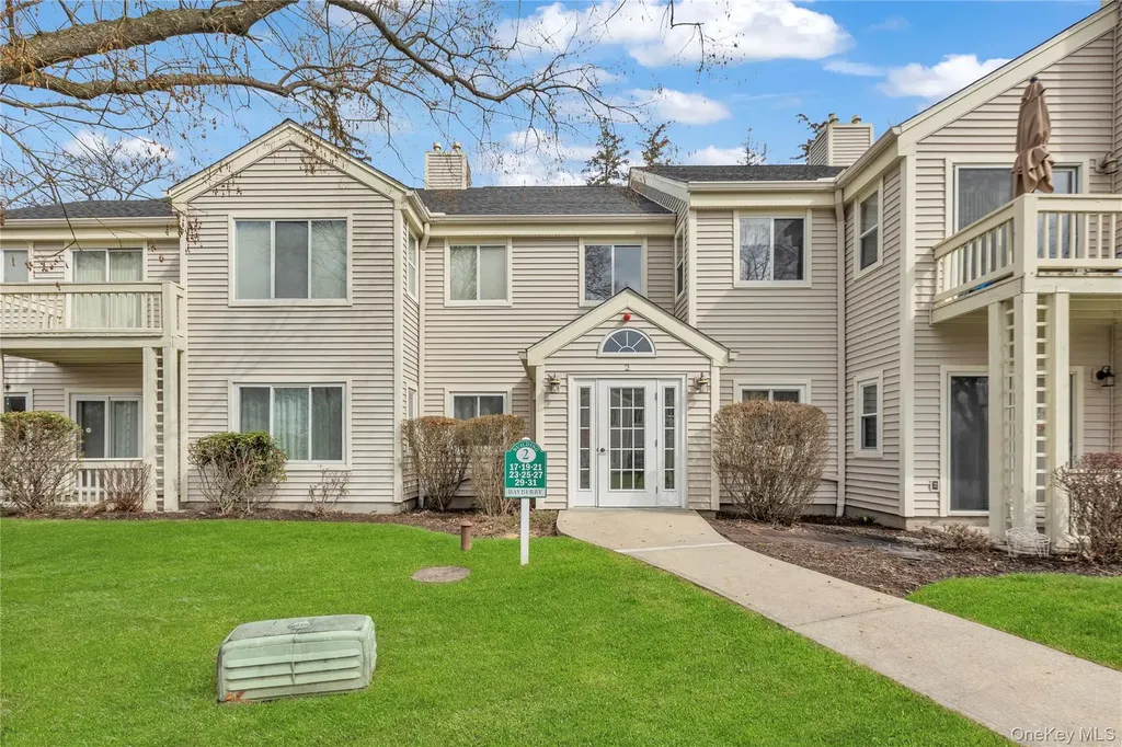 17 Bayberry Drive Peekskill NY 10566