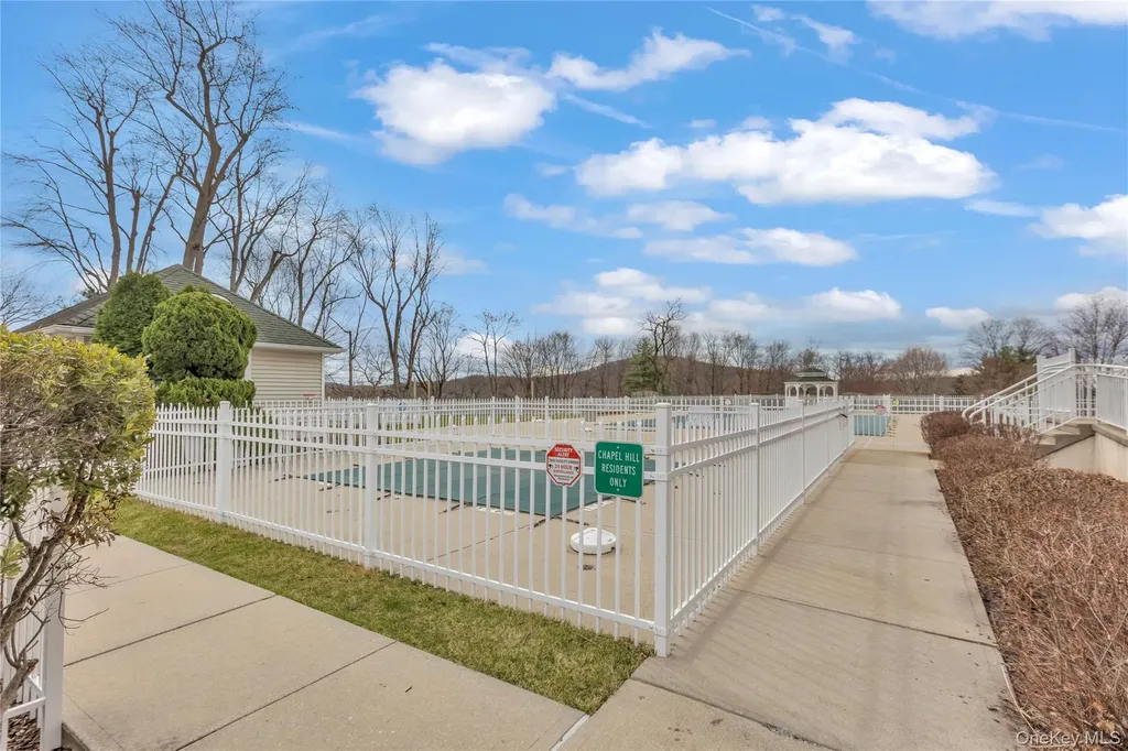 17 Bayberry Drive Peekskill NY 10566