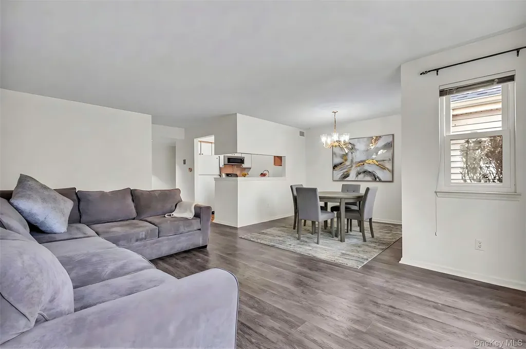 17 Bayberry Drive Peekskill NY 10566