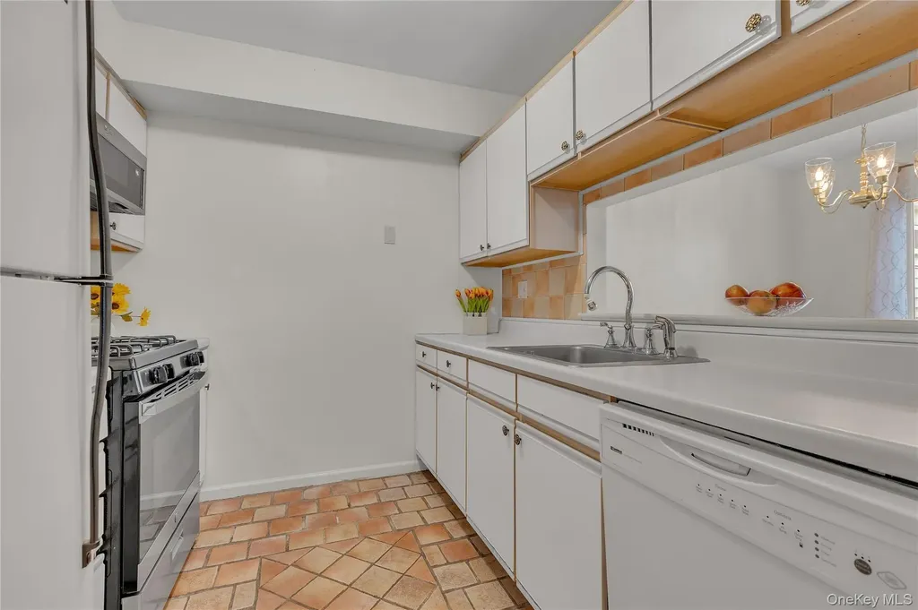 17 Bayberry Drive Peekskill NY 10566