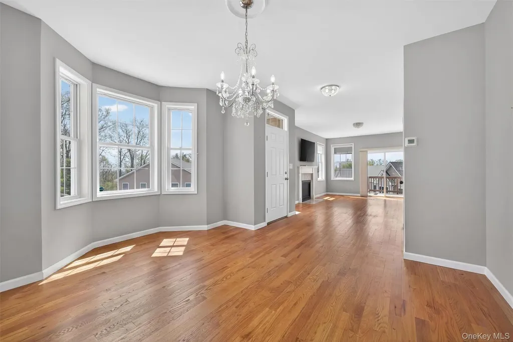 35 Pinto Road E Middletown NY 10941