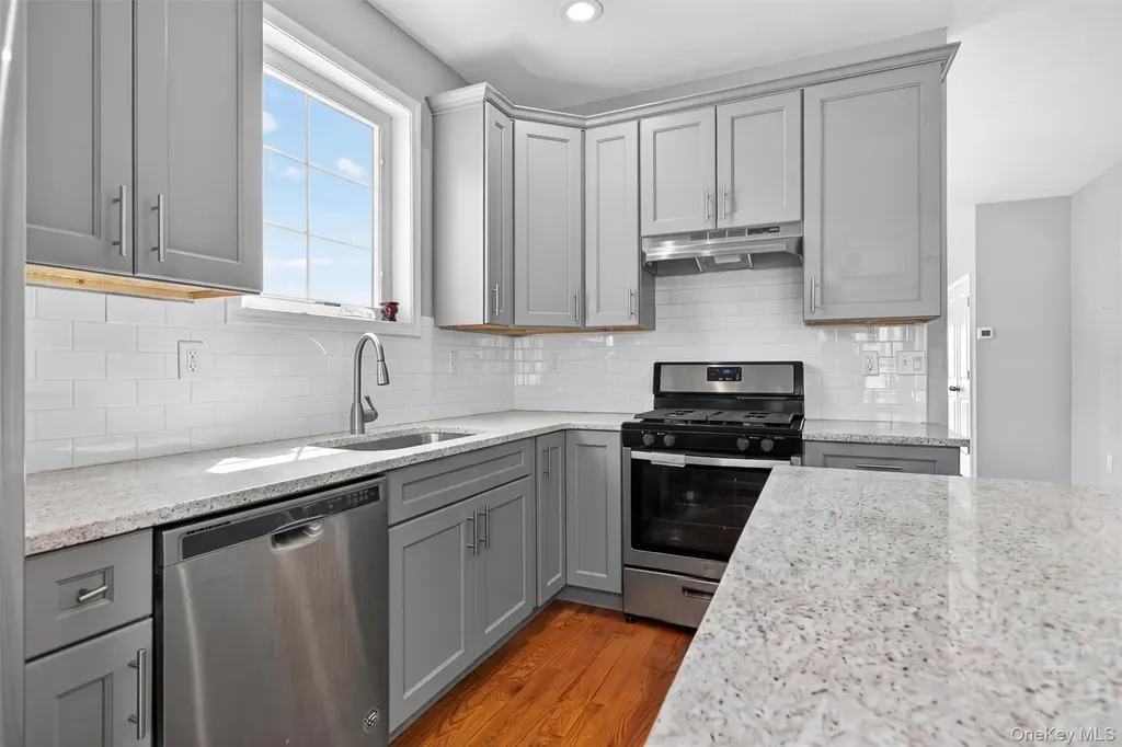 35 Pinto Road E Middletown NY 10941