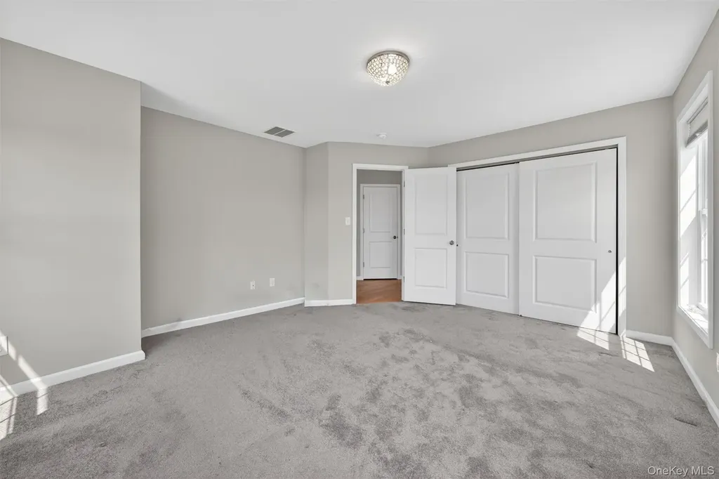 35 Pinto Road E Middletown NY 10941