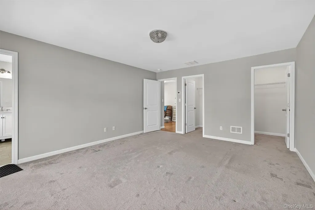 35 Pinto Road E Middletown NY 10941