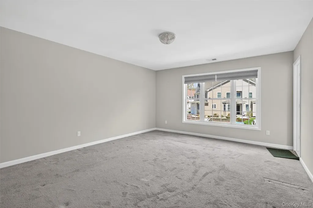 35 Pinto Road E Middletown NY 10941