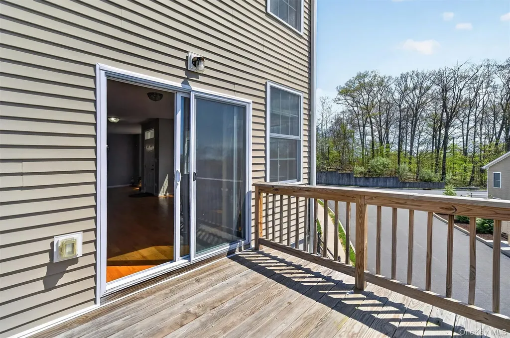 35 Pinto Road E Middletown NY 10941