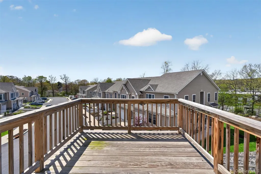 35 Pinto Road E Middletown NY 10941