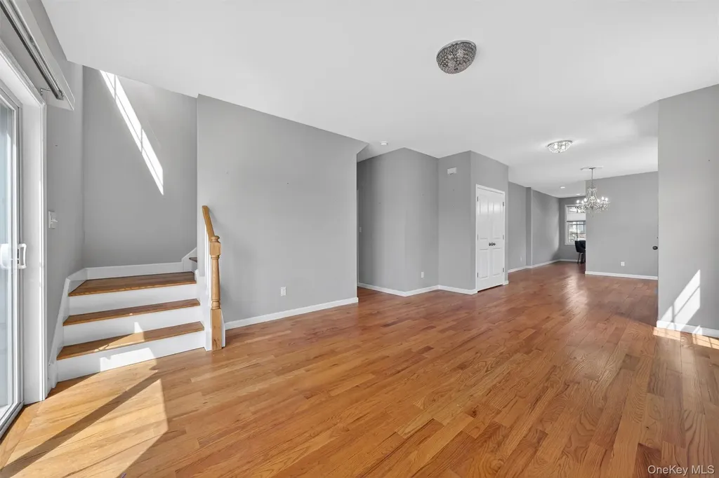 35 Pinto Road E Middletown NY 10941