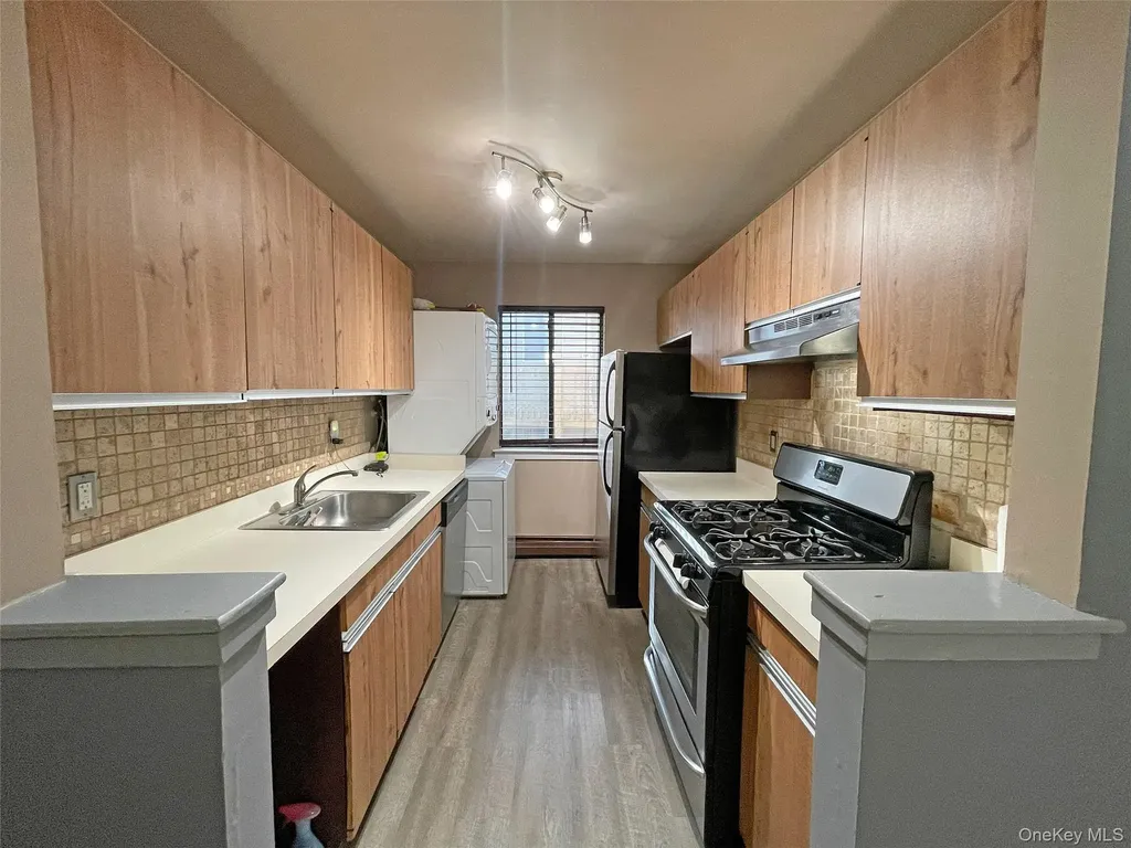 26 Hillside Terrace White Plains NY 10601