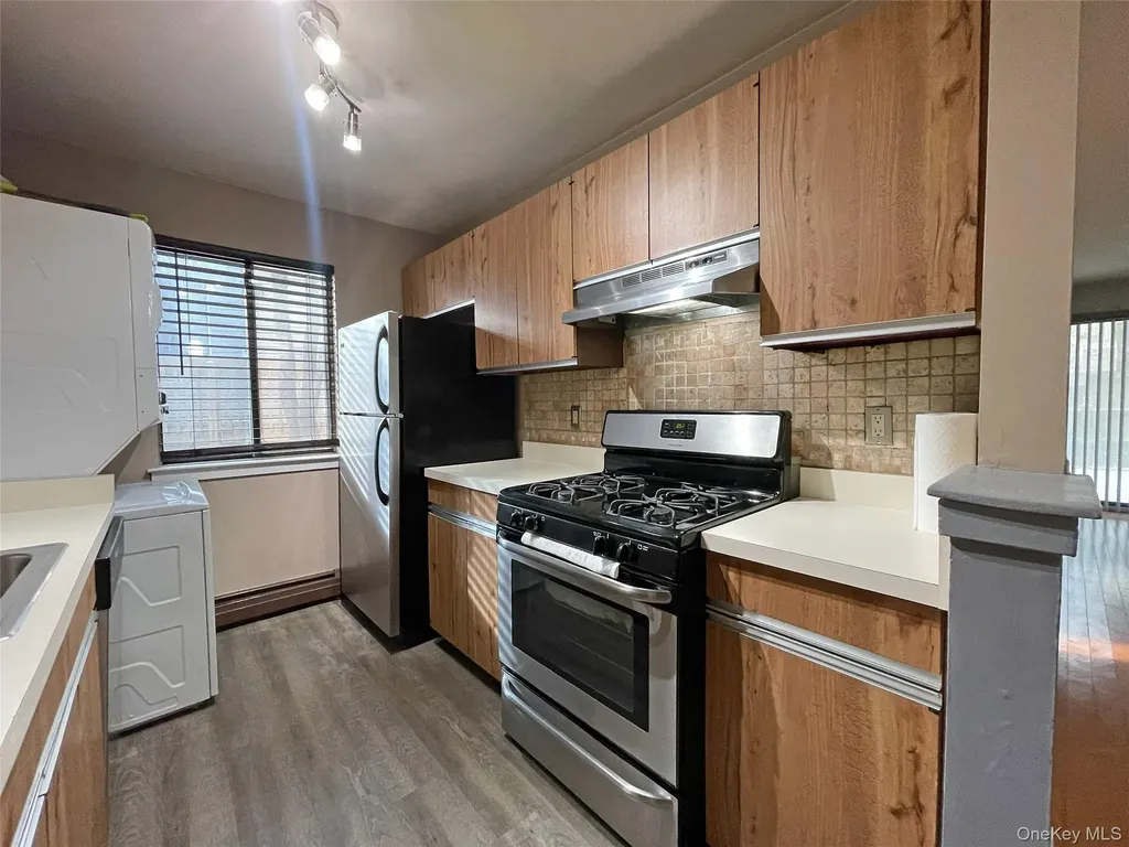 26 Hillside Terrace White Plains NY 10601