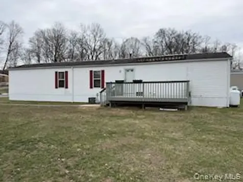 115 Winding Wood Hopewell Junction NY 12533