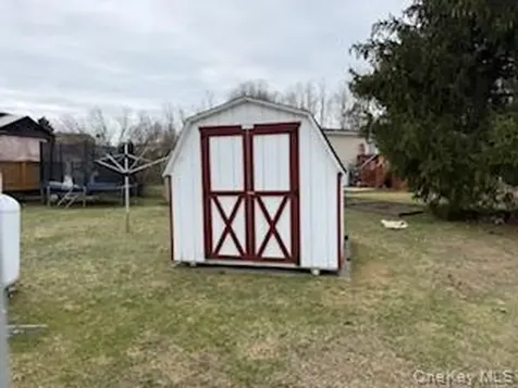 115 Winding Wood Hopewell Junction NY 12533