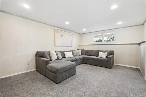 57 Belleau Avenue New Rochelle NY 10804