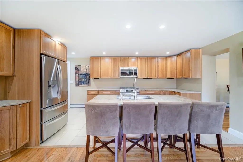 1548 State Route 32 Wallkill NY 12589