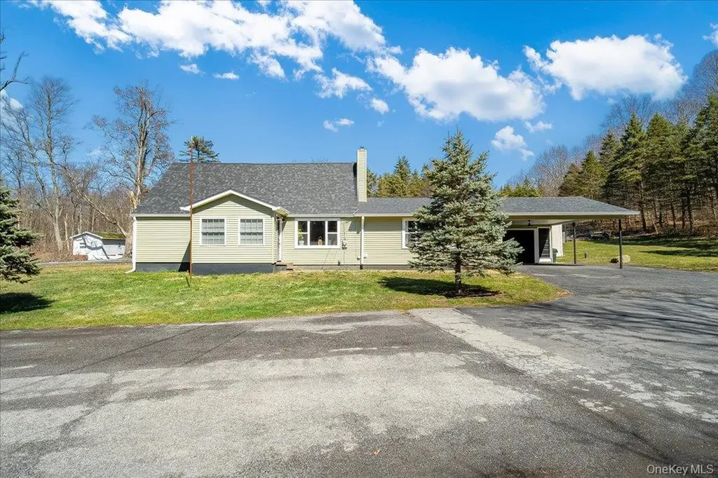 1548 State Route 32 Wallkill NY 12589
