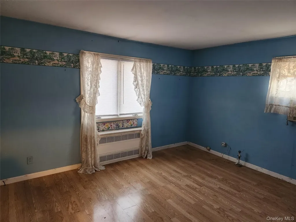 77 Nims Avenue West Babylon NY 11704
