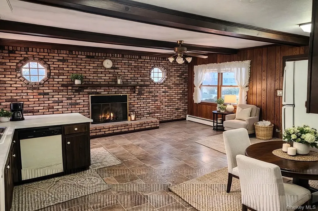77 Nims Avenue West Babylon NY 11704