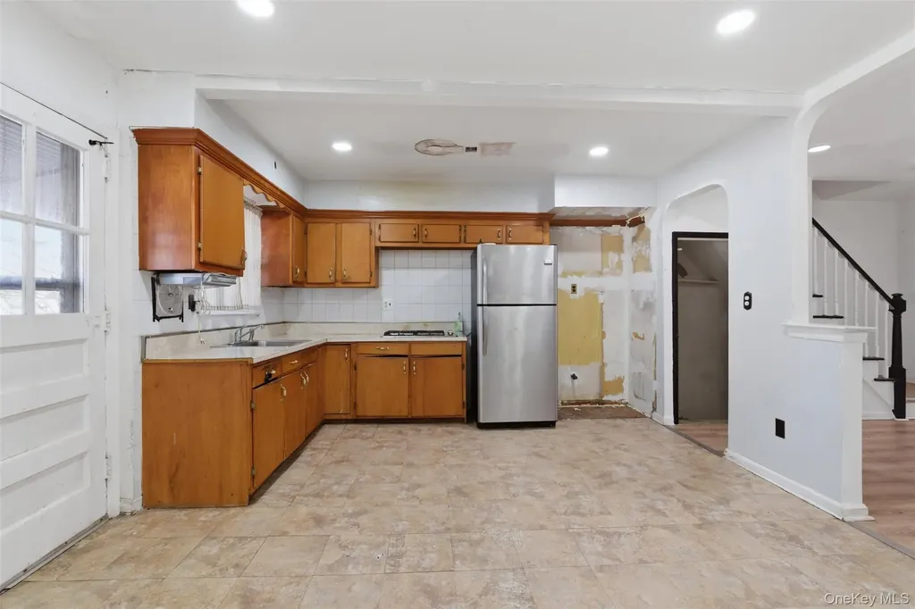 2925 Wallace Avenue Bronx NY 10467