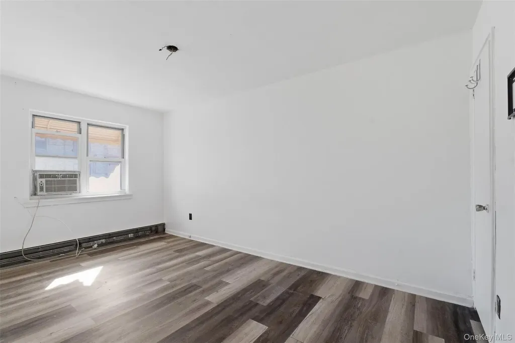 2925 Wallace Avenue Bronx NY 10467