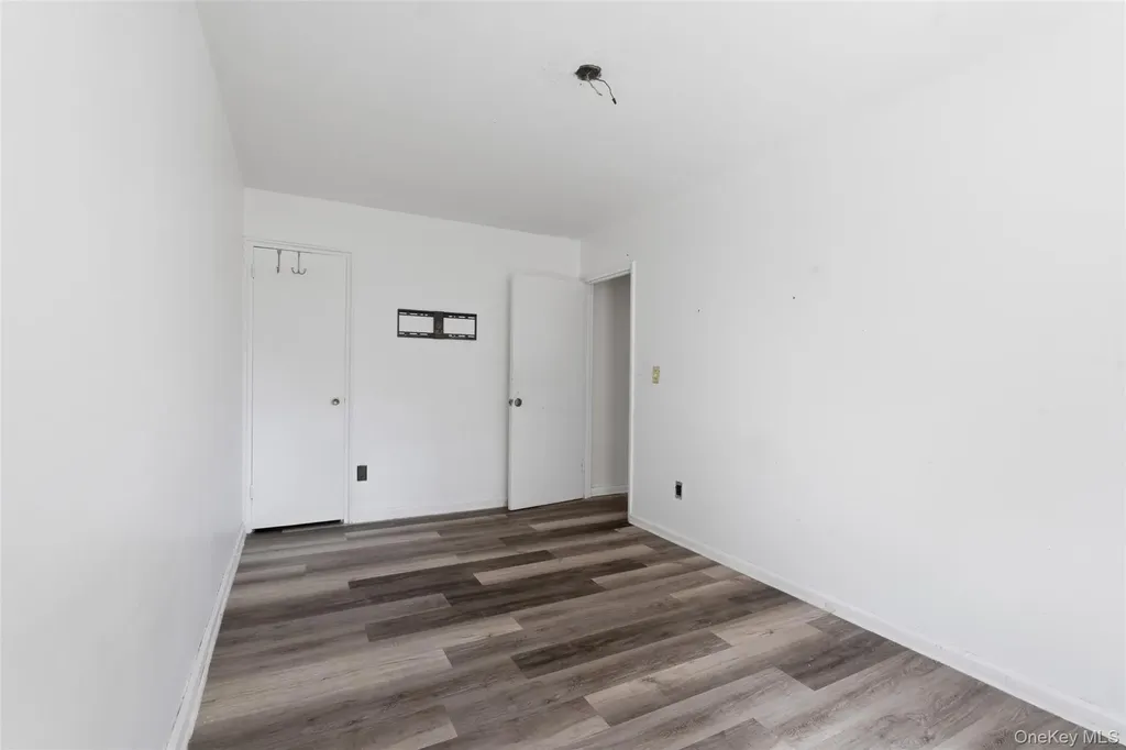 2925 Wallace Avenue Bronx NY 10467