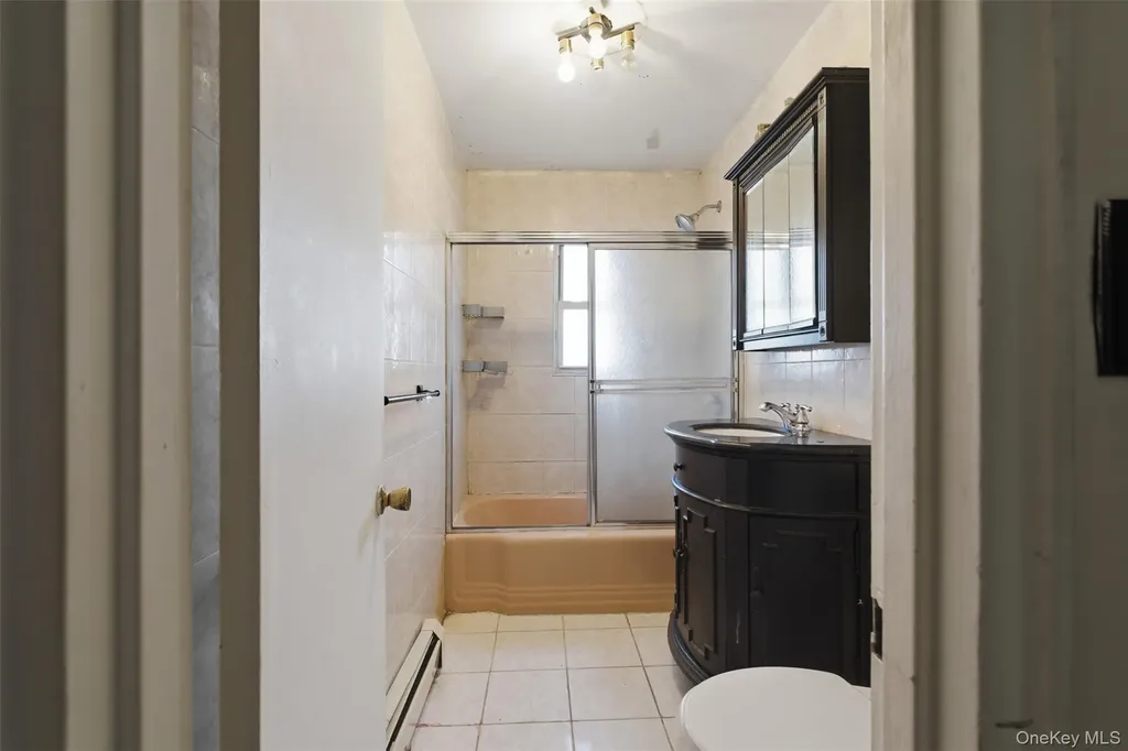 2925 Wallace Avenue Bronx NY 10467