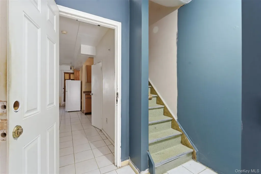 2925 Wallace Avenue Bronx NY 10467