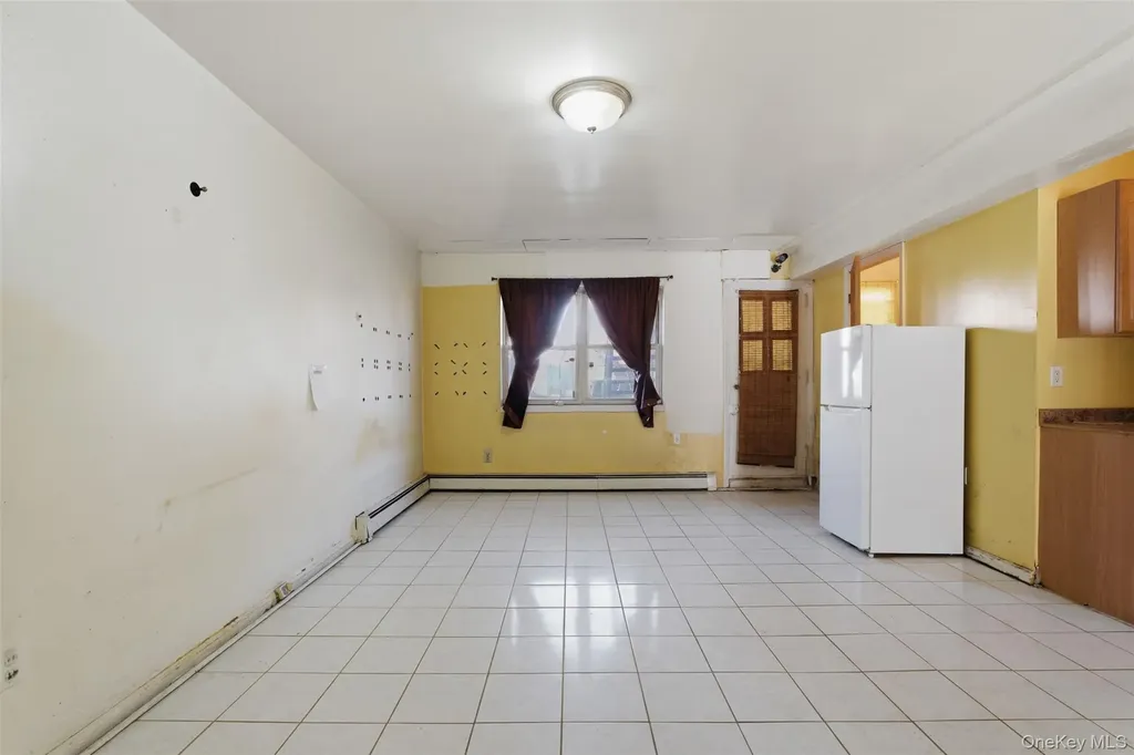 2925 Wallace Avenue Bronx NY 10467