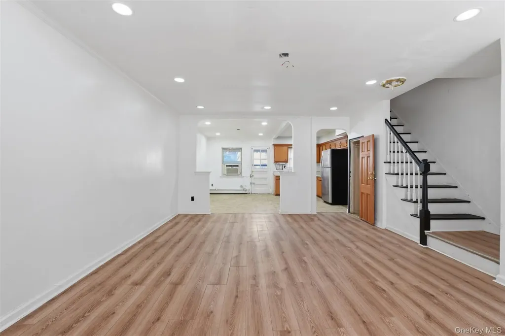 2925 Wallace Avenue Bronx NY 10467