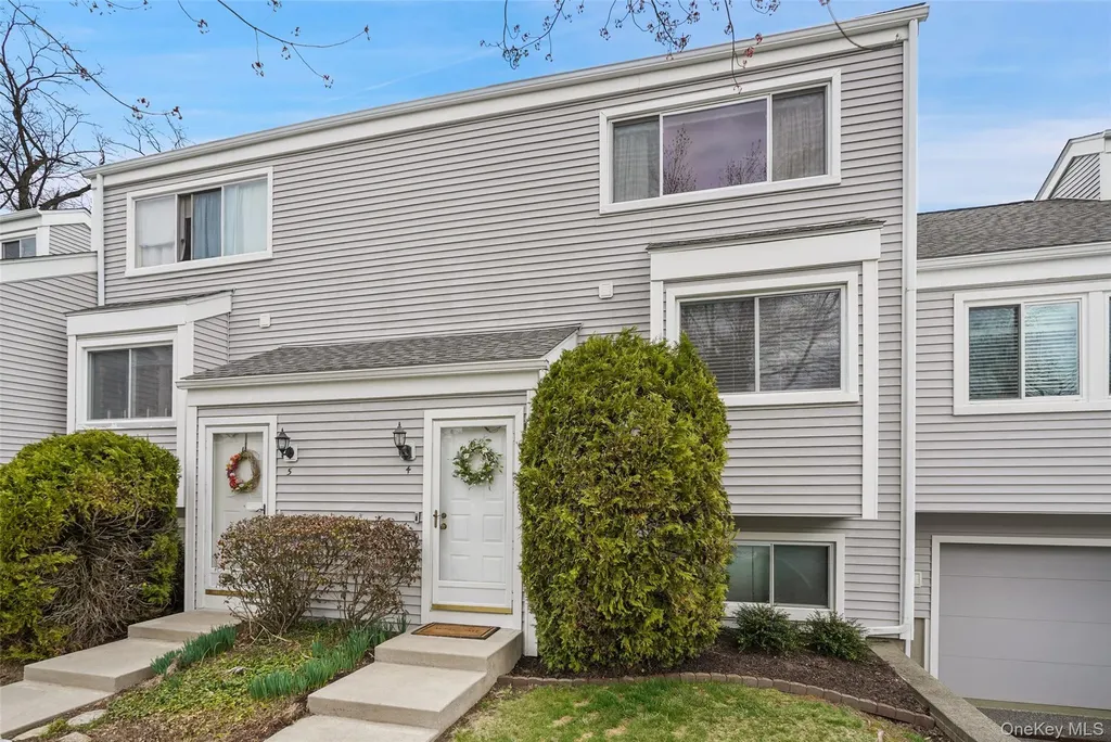 4 Tudor Circle Yorktown Heights NY 10598