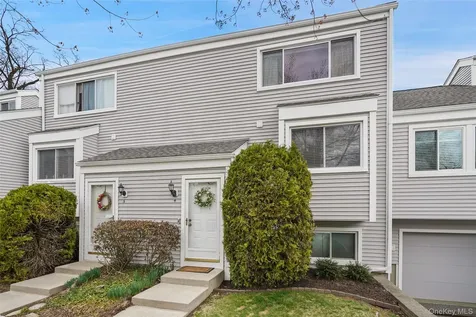 4 Tudor Circle Yorktown Heights NY 10598