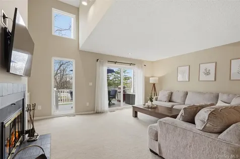 4 Tudor Circle Yorktown Heights NY 10598