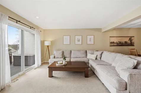 4 Tudor Circle Yorktown Heights NY 10598