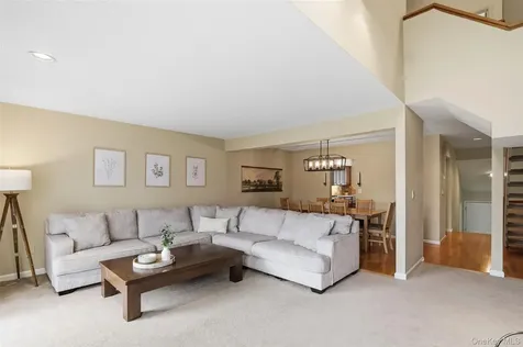 4 Tudor Circle Yorktown Heights NY 10598