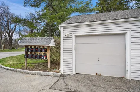 4 Tudor Circle Yorktown Heights NY 10598