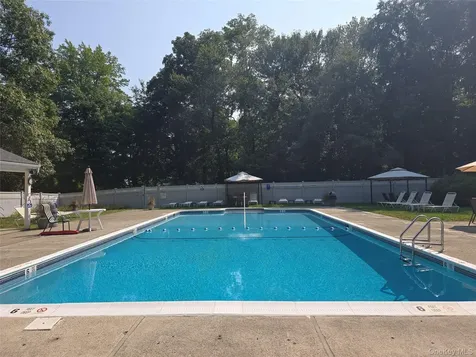 4 Tudor Circle Yorktown Heights NY 10598