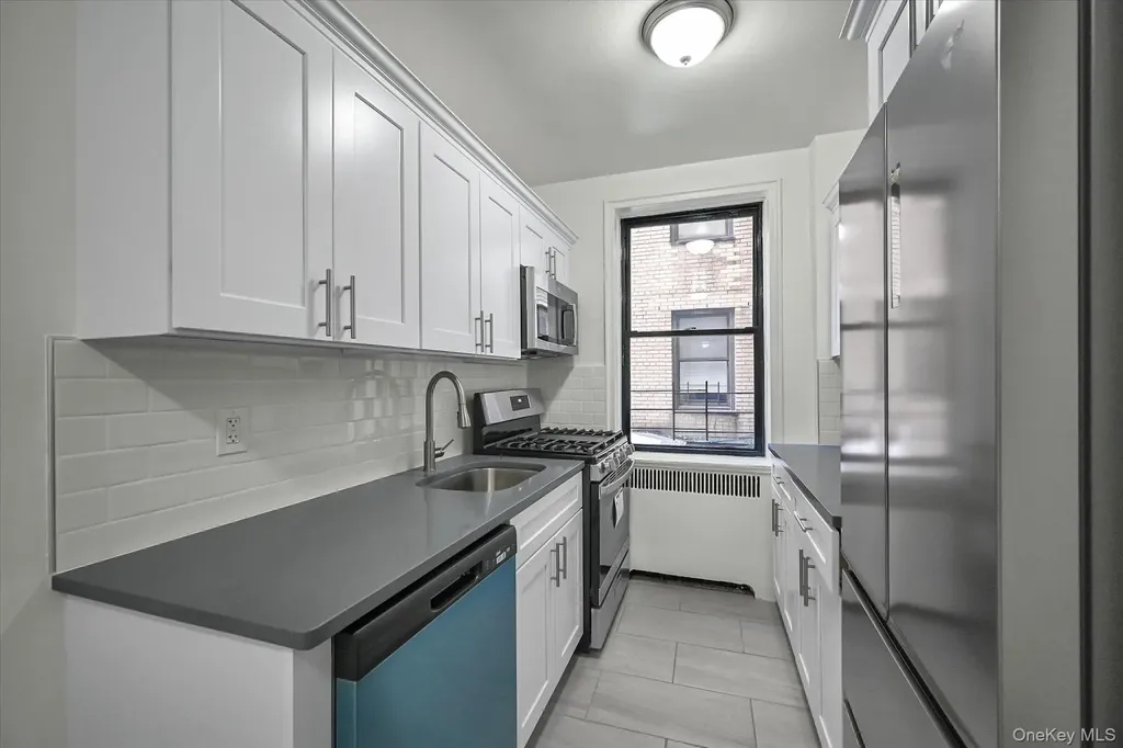 2685 Creston Street Bronx NY 10468
