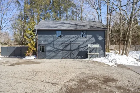 259 Westchester Avenue Pound Ridge NY 10576