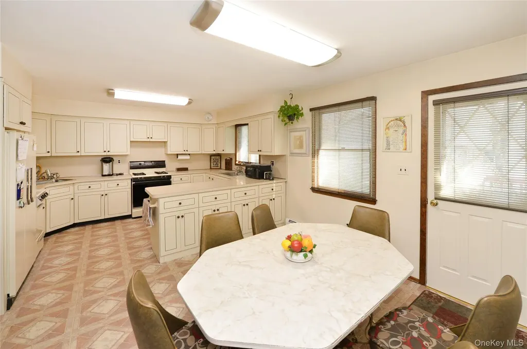 49-51 Albert Drive Monsey NY 10952